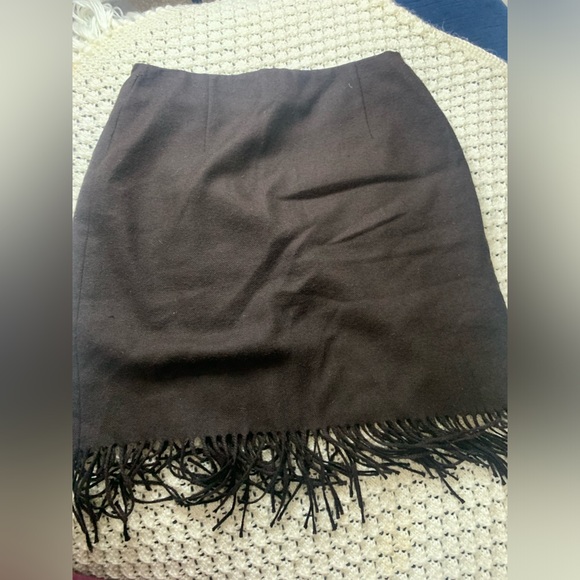 David N Skirts - Picture 6 of 12